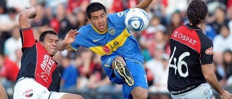 Con golazo de Riquelme, Boca venció a Colón 1-0