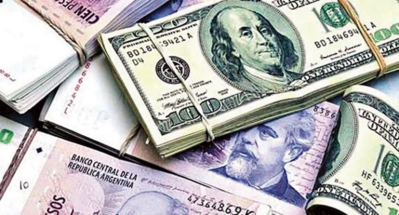 Para el Financial Times, "Argentina va rumbo a nueva devaluación"