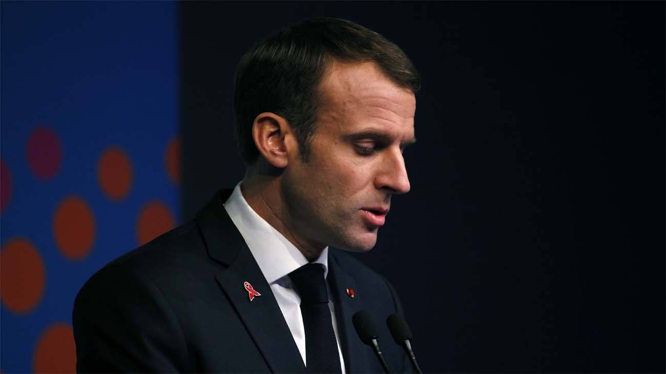 Emmanuel Macron declaró el estado de emergencia económica