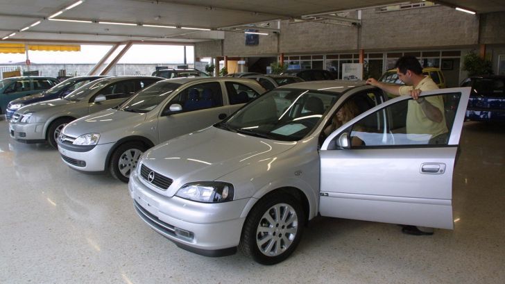 Autos usados: sin referencias de precios y paralizados a la espera de señales
