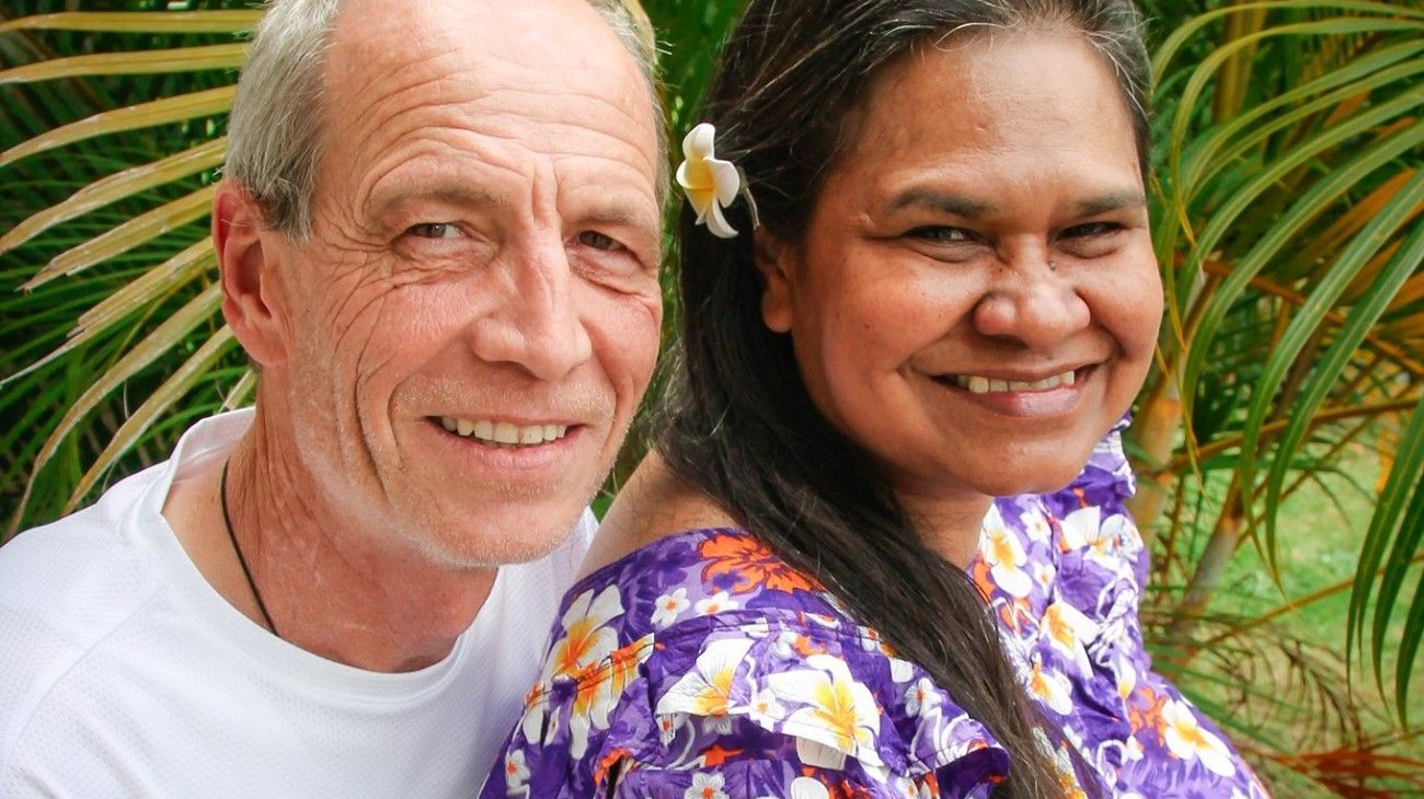 Este hombre de 56 años dice ser hijo del rey Carlos III y Camilla y reclama ser reconocido