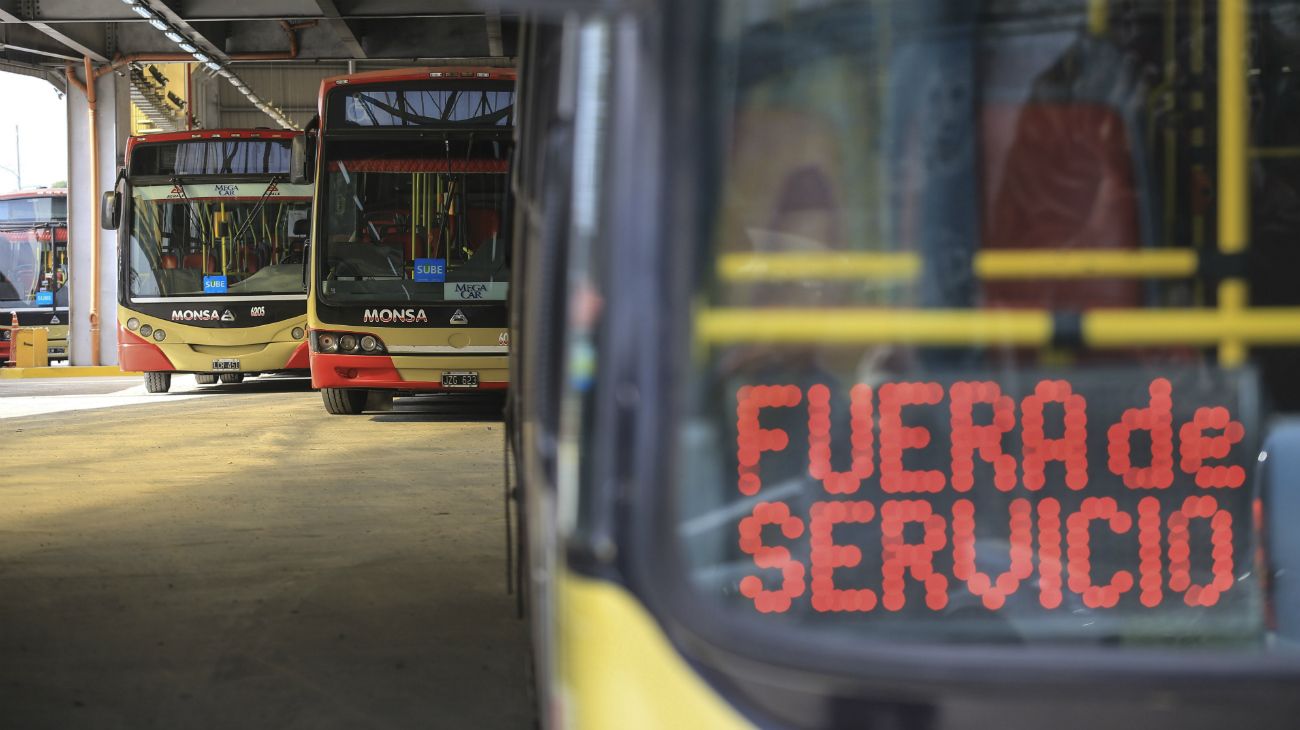 Las empresas de colectivos que hicieron paro serán sancionadas
