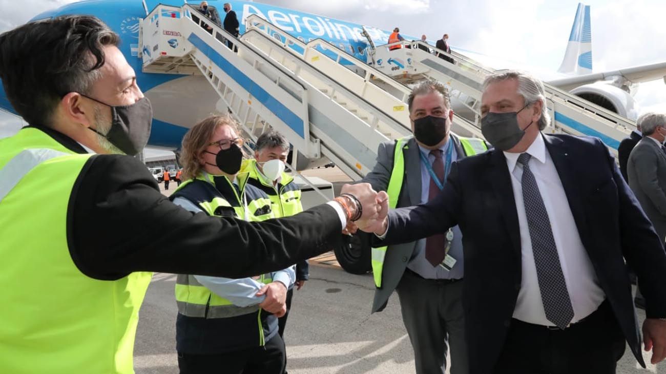 Alberto Fernández arribó a Madrid para continuar con la gira europea