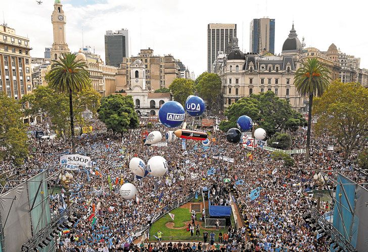 Protesta docente: el Gobierno tuvo que actuar para acotar el impacto negativo