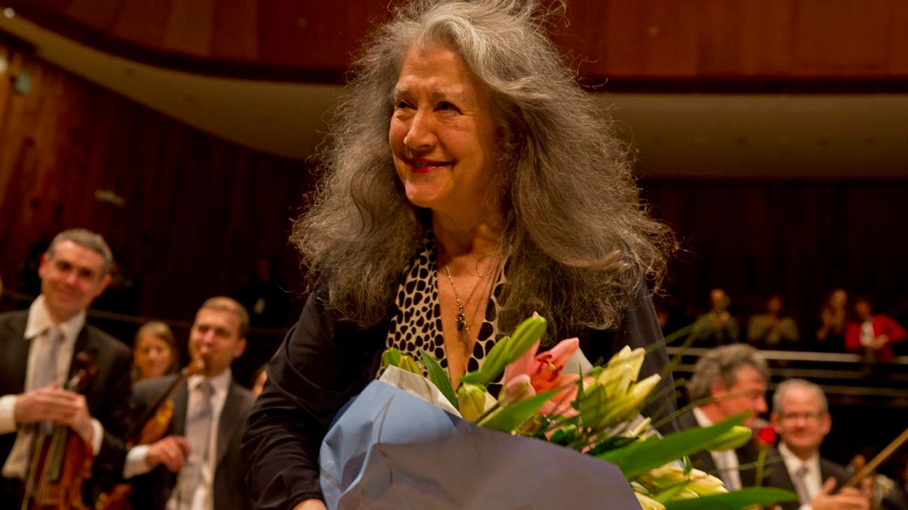 Martha Argerich criticó al Gobierno por el cierre de las becas para orquestas juveniles: "El futuro es realmente peligroso"