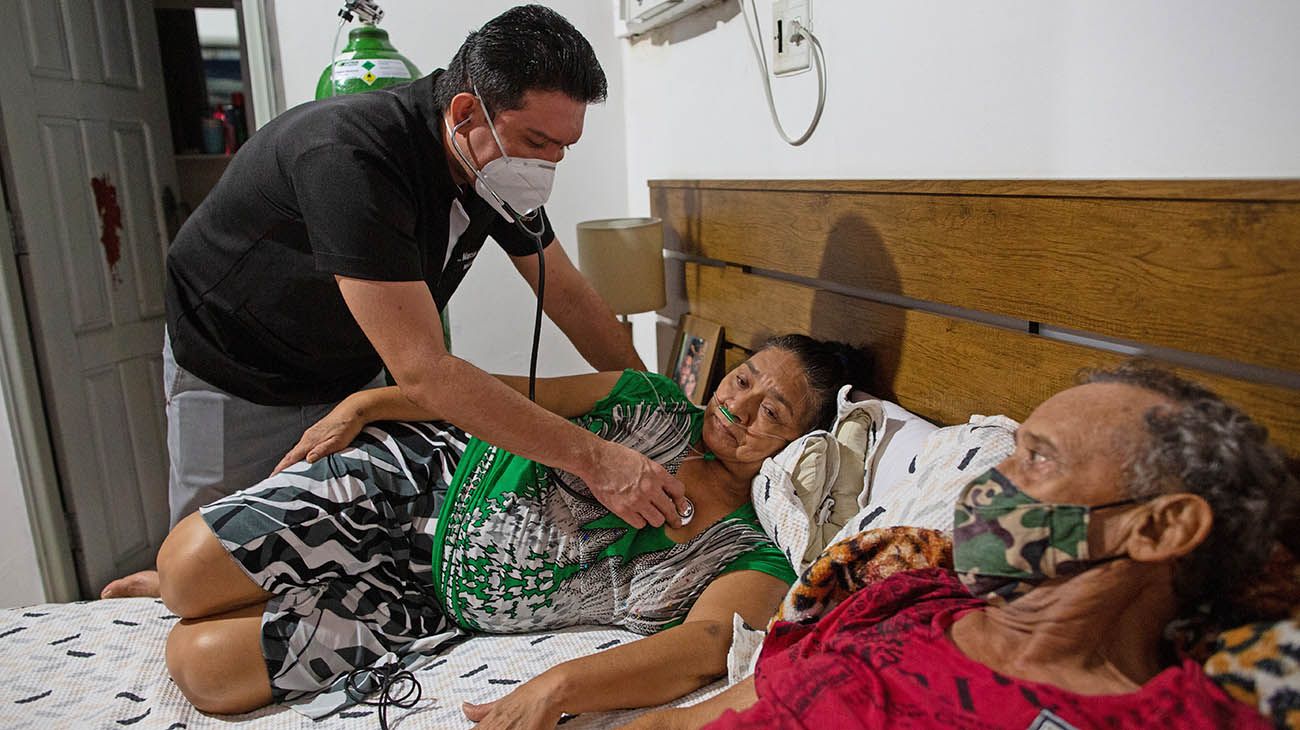 Qué se sabe sobre la nueva variante del coronavirus de Brasil