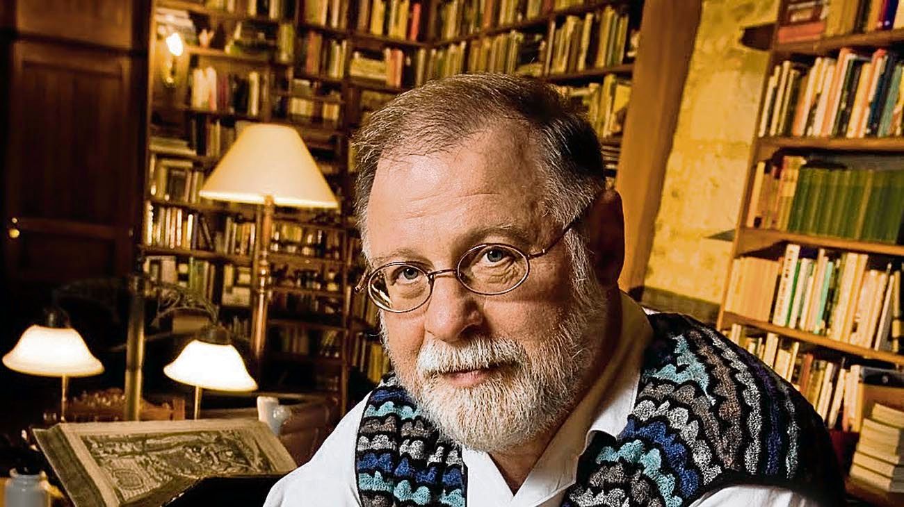Alberto Manguel dona su biblioteca a Lisboa