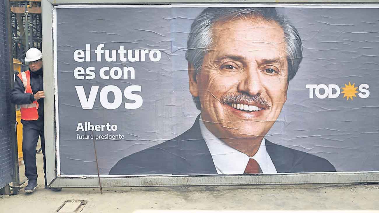 Primeros dilemas del fernandismo