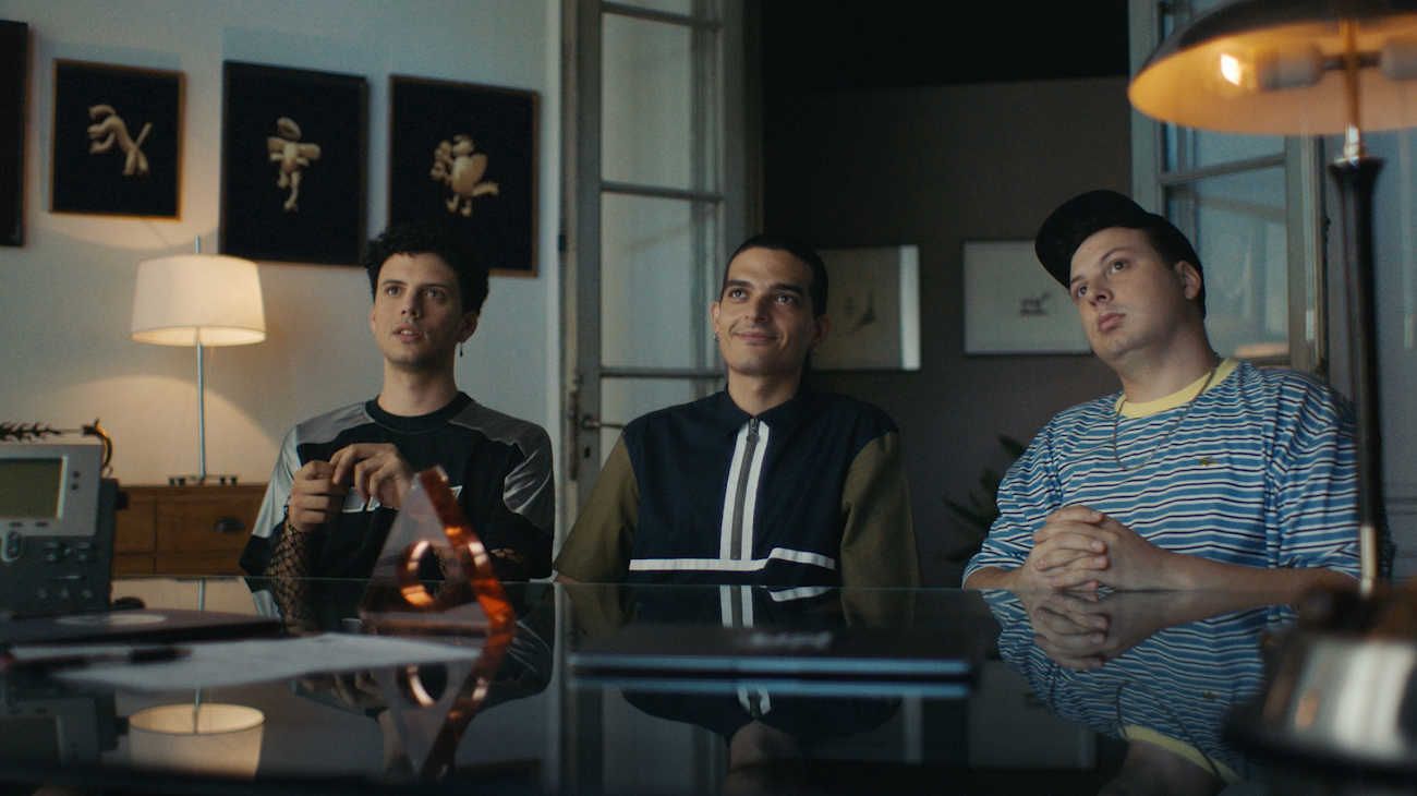 VOID, el videoclip que presenta el nuevo single de Usted Señalemelo