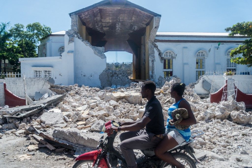 Haití en ruinas: ya son 1.300 los fallecidos por el trágico terremoto