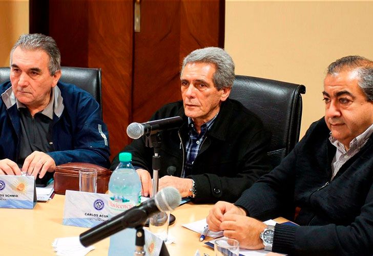 Líderes de la CGT impulsan un "ataque preventivo"