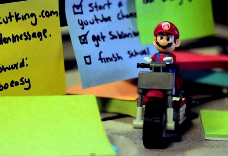 Mario cobra vida con cientos de "post-it"