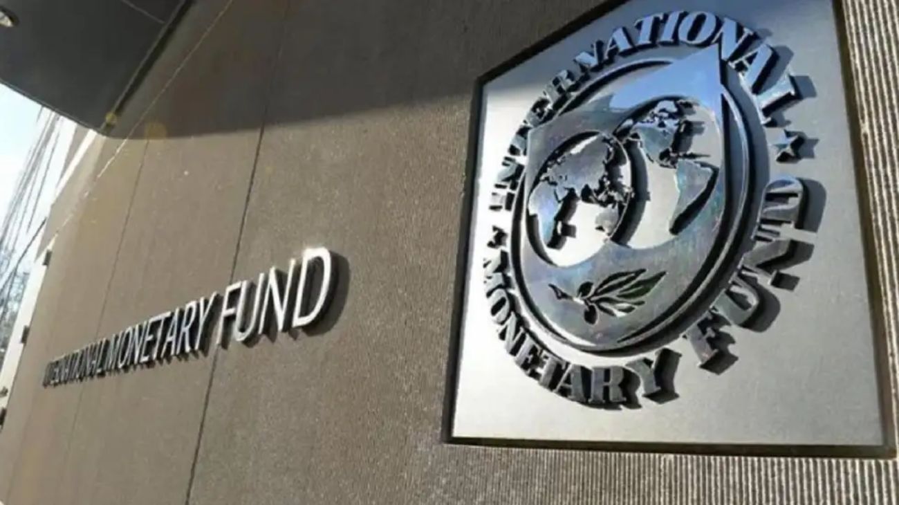 Guiño al FMI: el Gobierno activó el pago de US$ 1.900 millones, a la espera del nuevo acuerdo