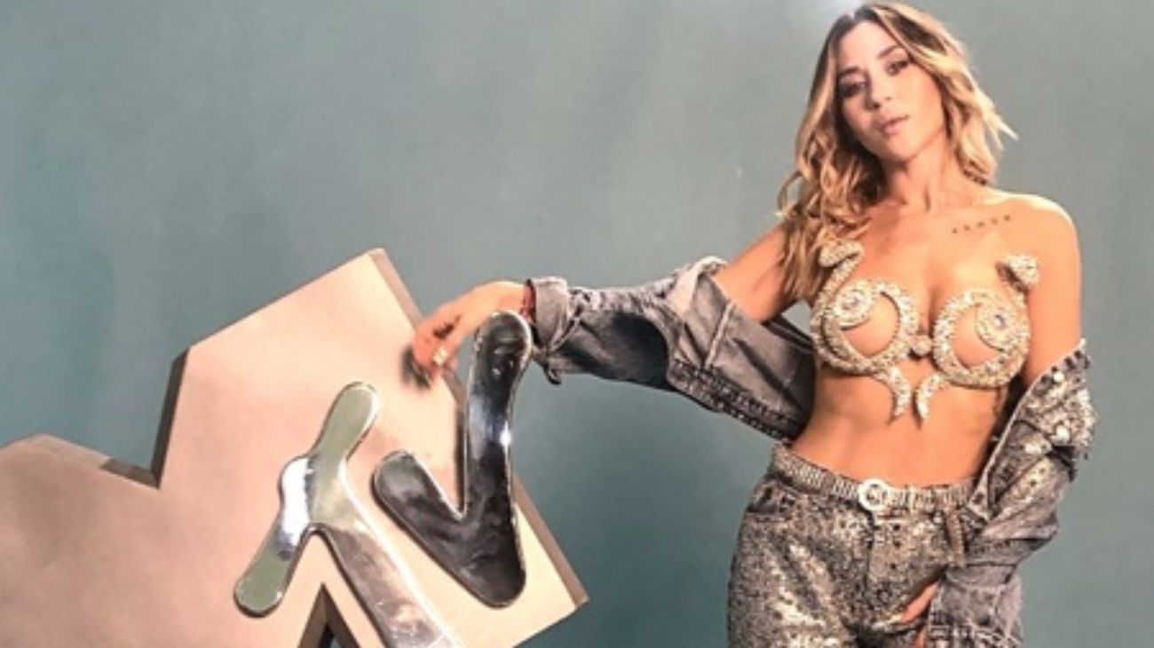 Jimena Barón presenta "Mala Sangre", su nuevo disco
