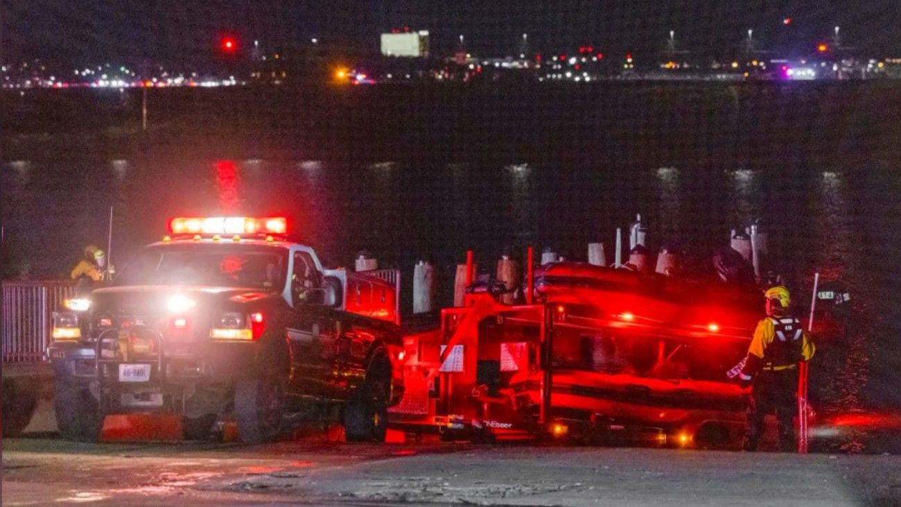 Impactante choque aéreo en Washington: revelaron los audios de la torre de control