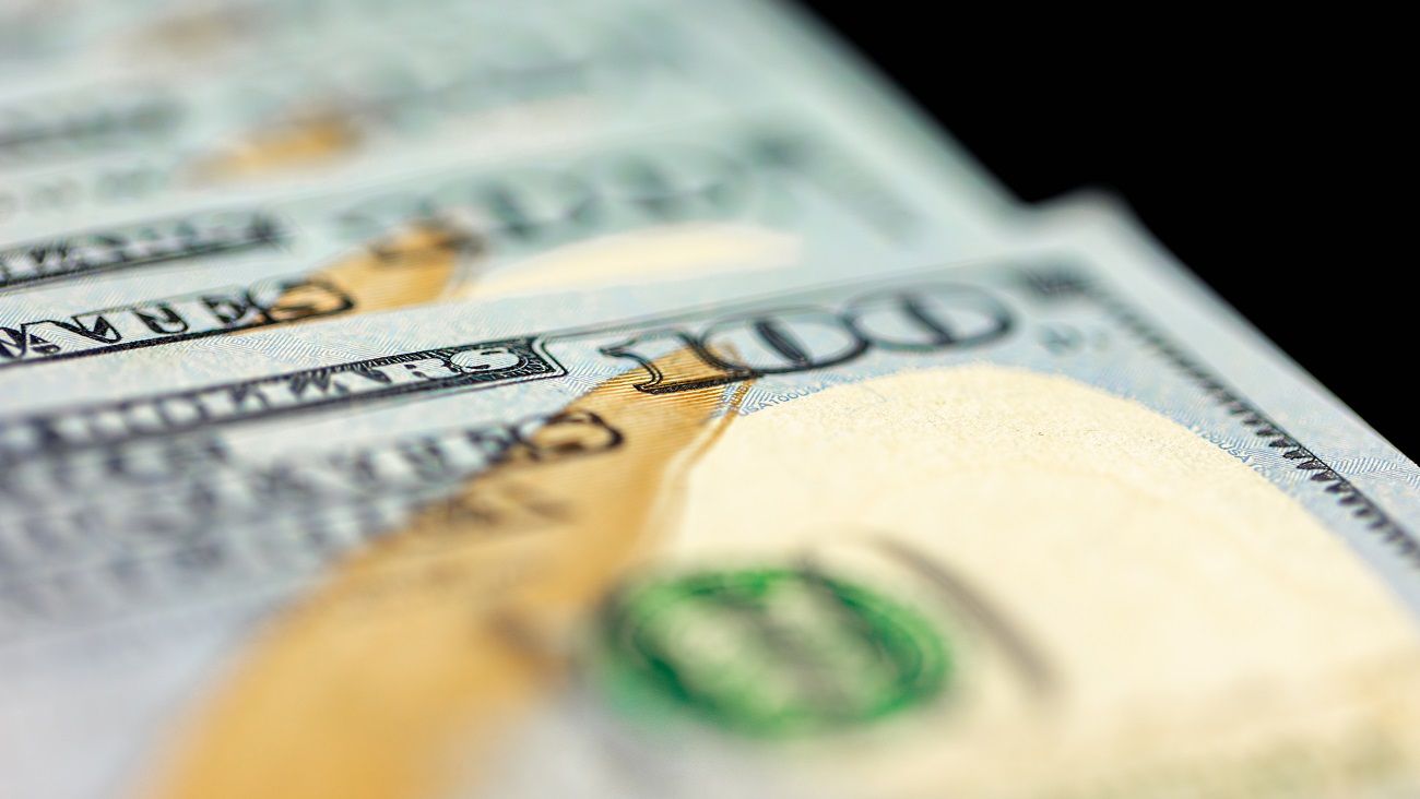 El dólar blue baja este 03 de noviembre