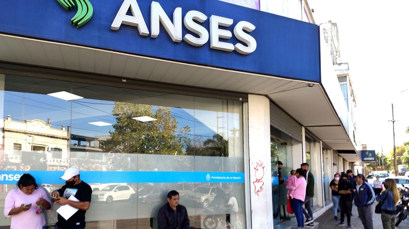 Cuándo cobro ANSES: AUH, pensión, jubilación y AUE, calendario de pagos para hoy 26 de agosto