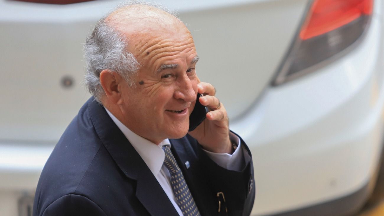 Oscar Parrilli: "Ahora sale a la luz la cloaca de los servicios de la que fuimos víctimas"