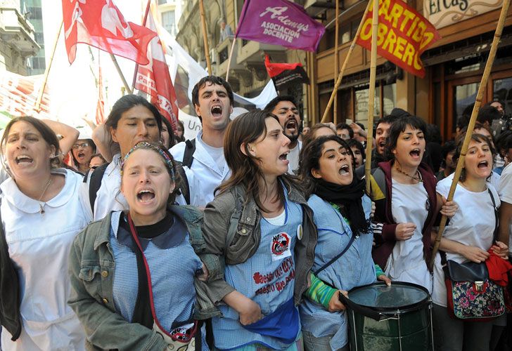 Rojkés de Alperovich: "AMIA e Irán son prioridad"