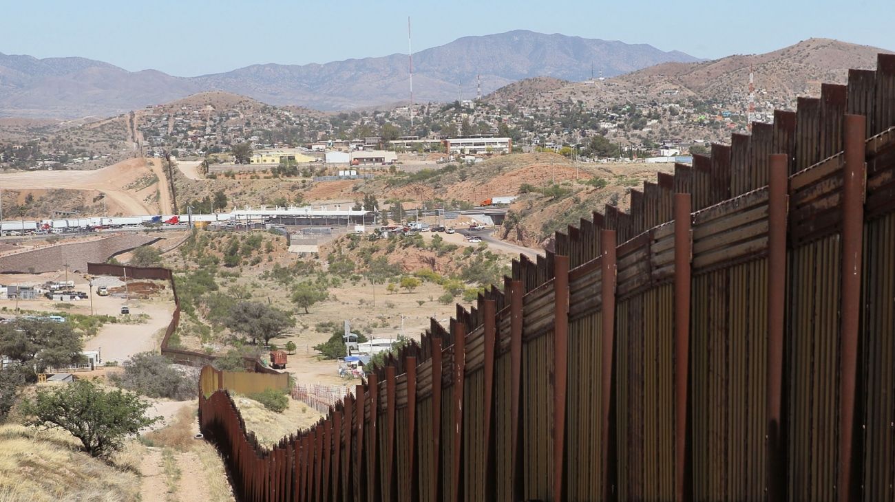 Eduardo Porter: La solución para la frontera sur de Estados Unidos no es un secreto