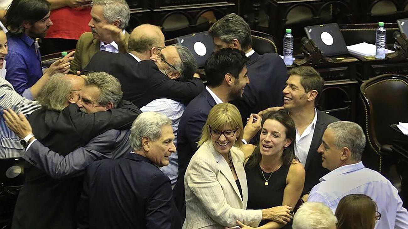 Todo el peronismo se unió para sacarle un puesto clave al Gobierno en el Consejo