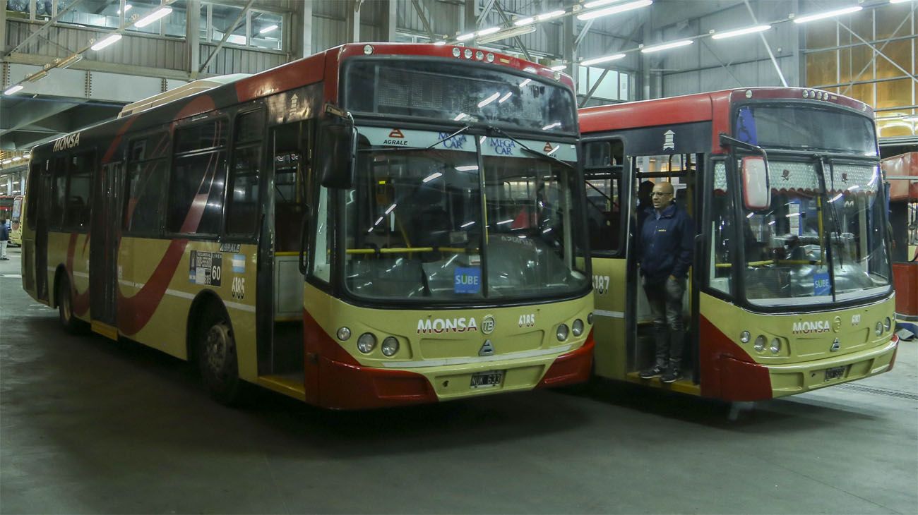 Paro de colectiveros paraliza la Línea 60 durante 24 horas