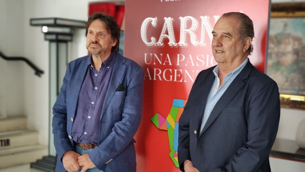 El IPCVA presentó el libro "Carne, pasión argentina", escrito por Felipe Pigna