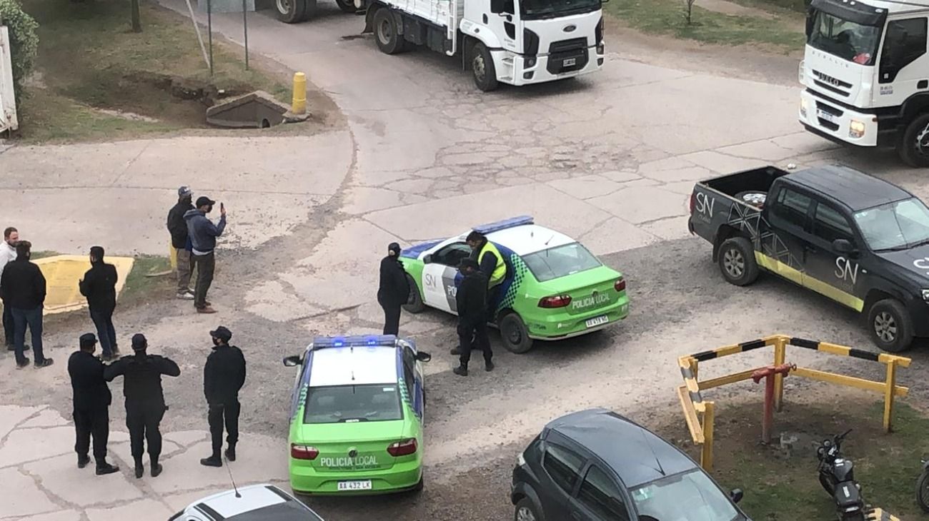 Denuncian a Passaglia por una obra que bloquea a una empresa de San Nicolás