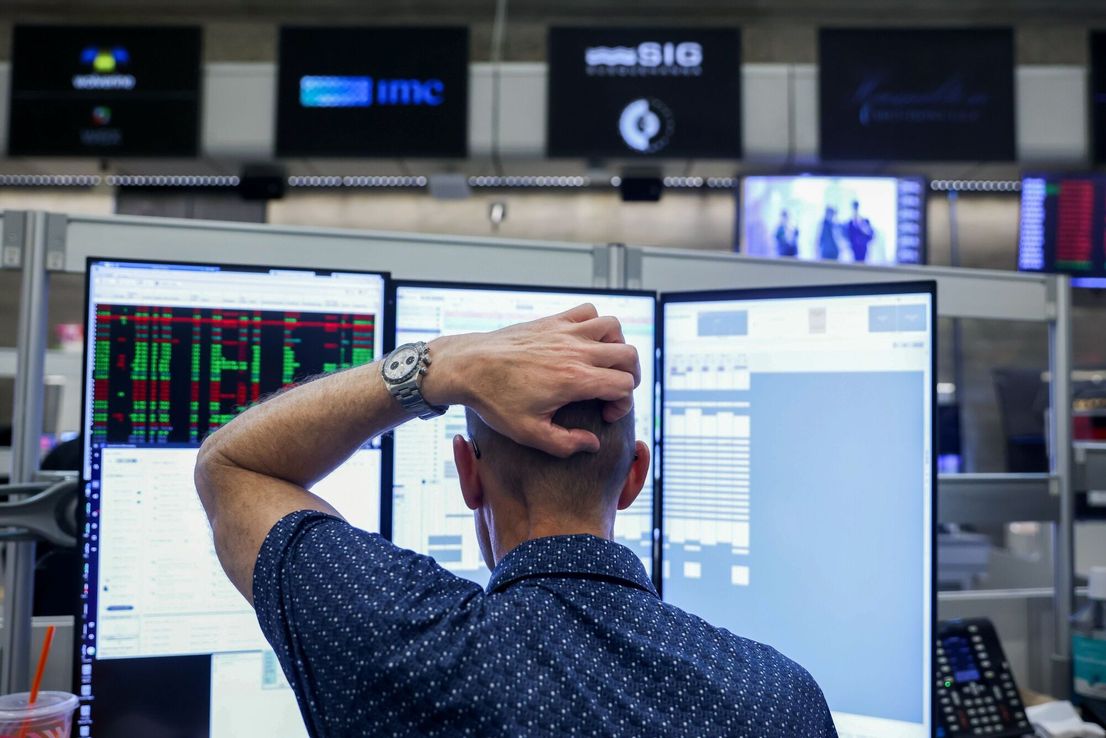 El Riesgo País cierra en 471 puntos en medio de la cautela global