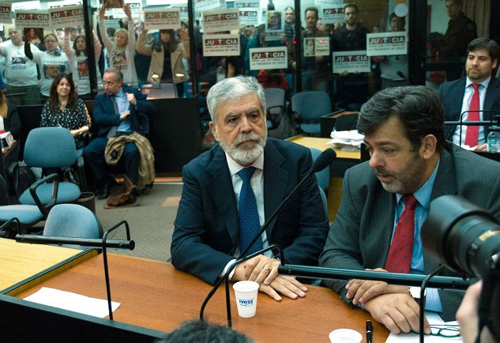 Arrancó el primer juicio oral de De Vido por la Tragedia de Once