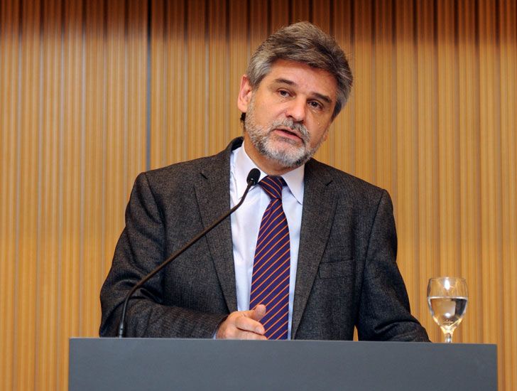 Consuelo postelectoral para Filmus: se va a la Unesco