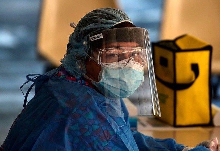 Las máscaras protectoras del coronavirus podrían favorecer infecciones leves que inmunizarían