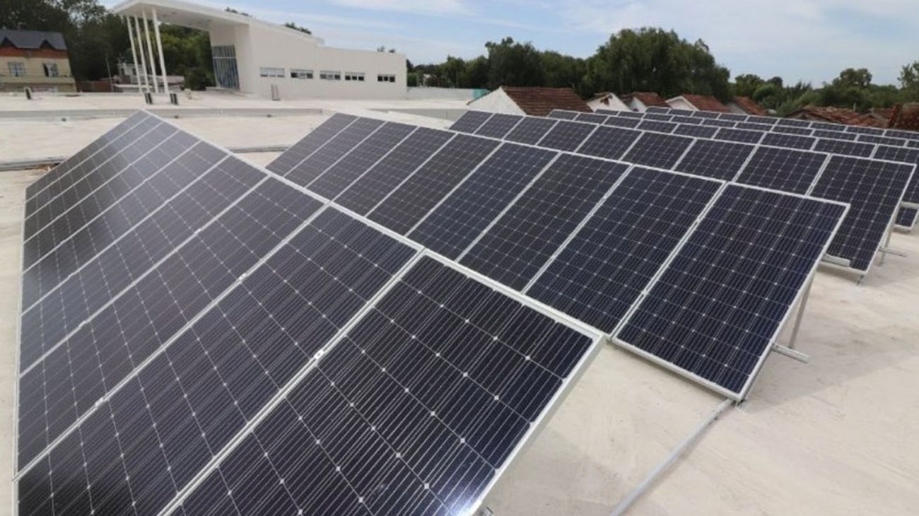 Google identificará con IA dónde son más eficientes los paneles solares
