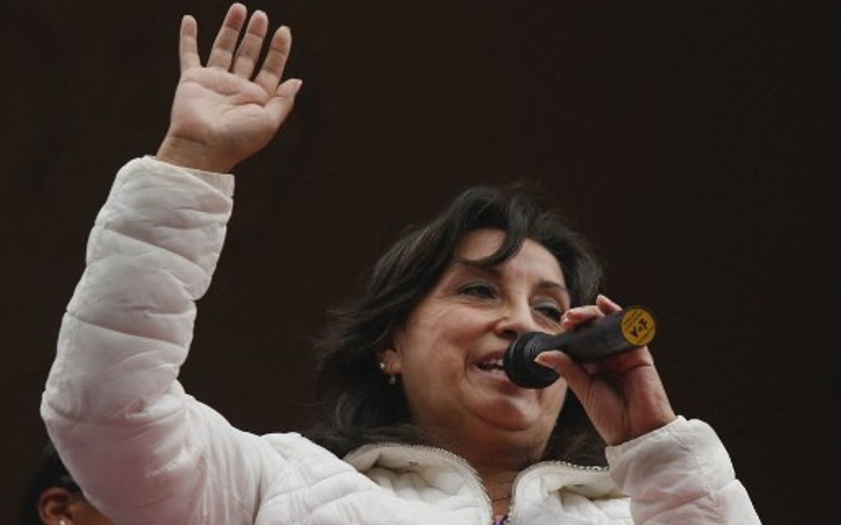 La vicepresidenta Dina Boluarte asumió la presidencia de Perú