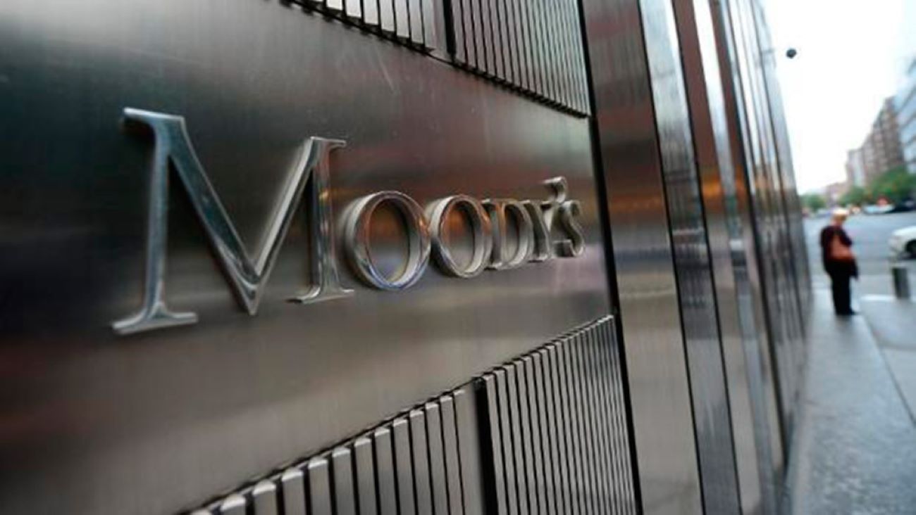 Para Moody's, el canje de deuda que hizo el Gobierno "constituye un incumplimiento"