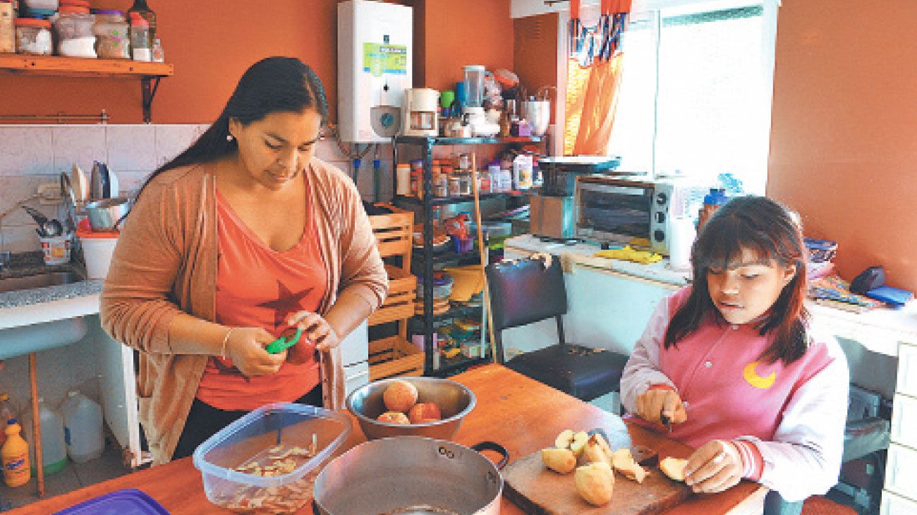 Más de un millón de chicos y adolescentes se saltea una comida diaria por falta de ingresos