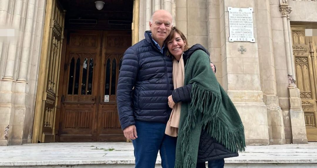 Néstor Grindetti se casa por civil con Karina Spalla, funcionaria de Rodríguez Larreta