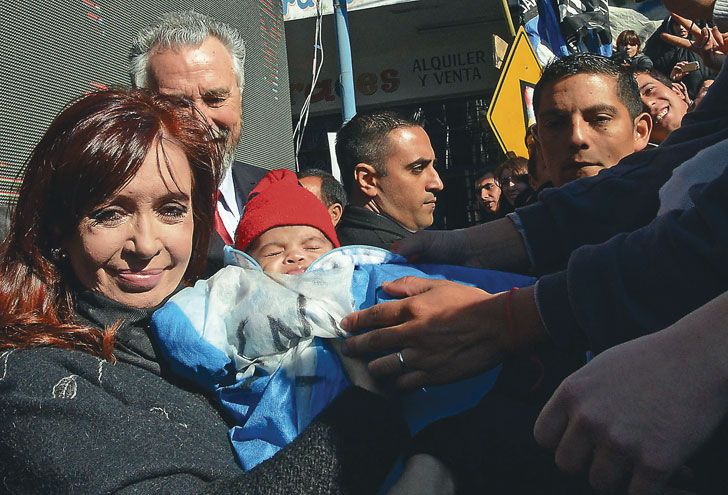 Efecto “CFK abuela”: los expertos creen que impactará en su imagen