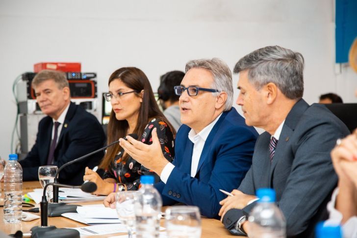 El peronismo imagina comando unificado para la gestión económica de Provincia y Muni