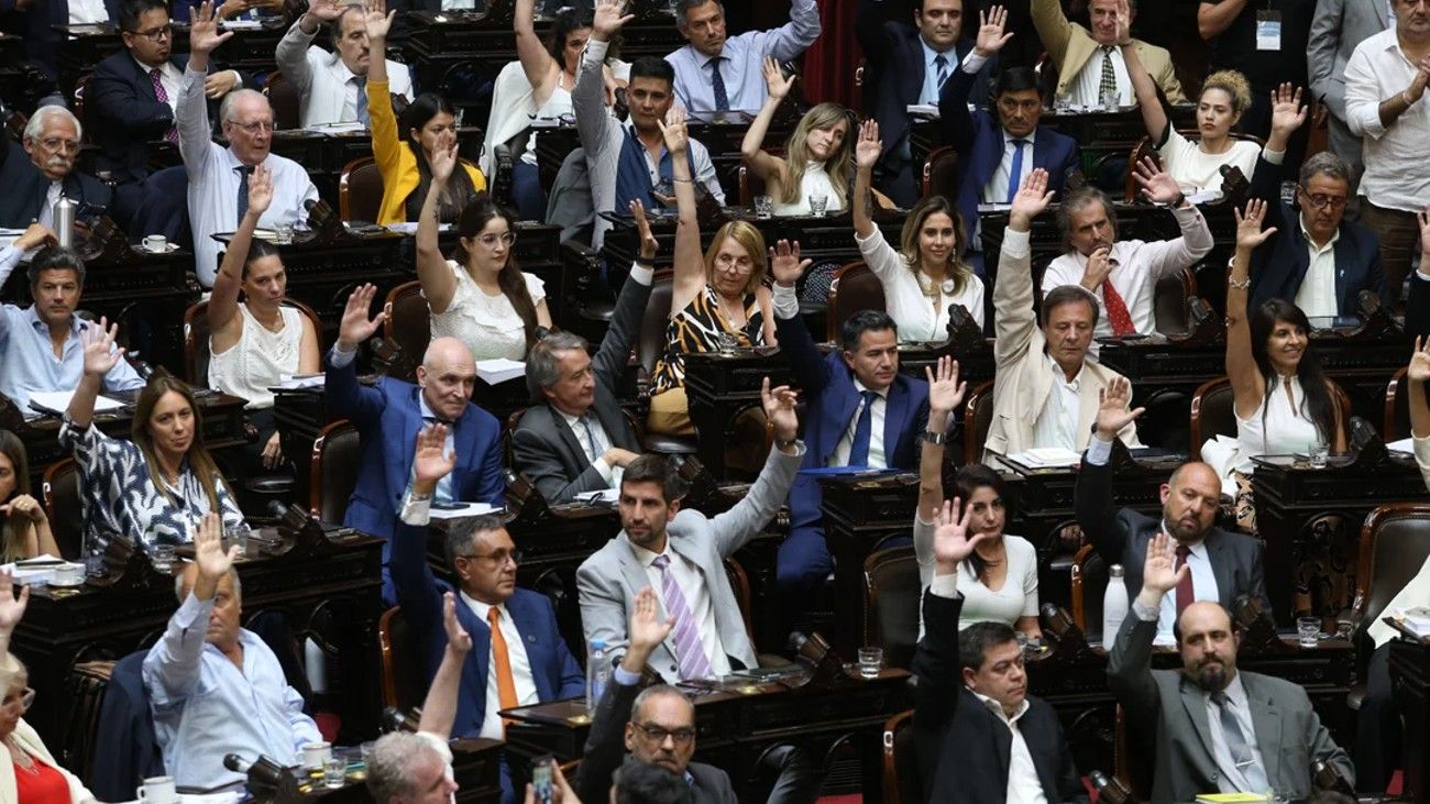Ley Ómnibus: el Gobierno concedió más cambios y pule el texto para acelerar el debate
