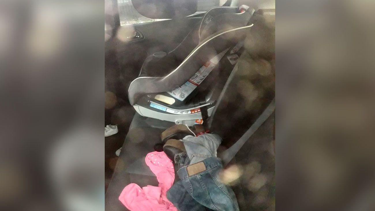 Vecina que vio a la beba en el auto: "Estaba morada y con el chupete en la boca"