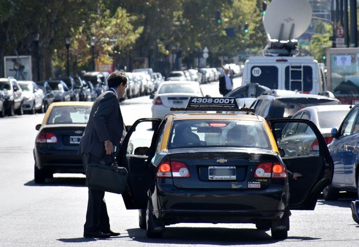 Las apps de transporte crecieron con el paro