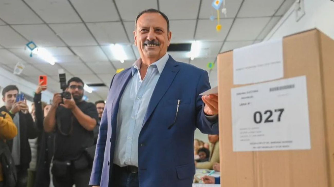 Votó el gobernador Quintela en La Rioja: "Todos los procesos democráticos se cumplieron con transparencia".