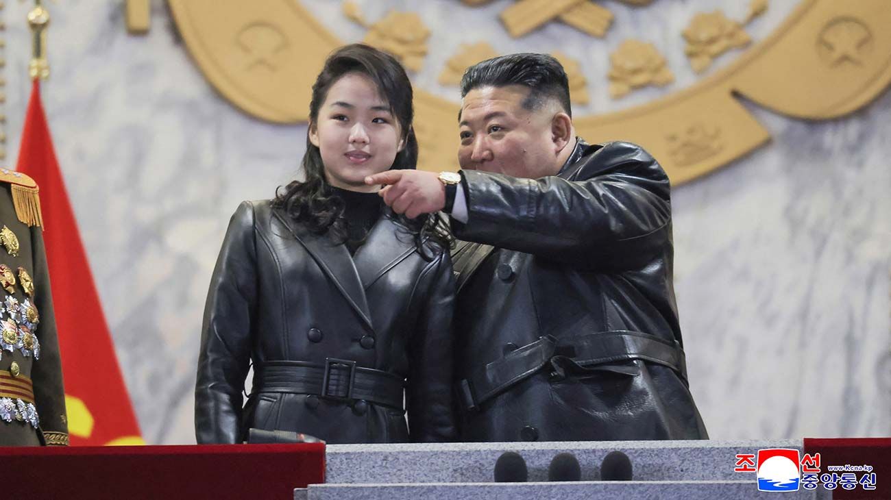 El líder de Corea del Norte y su hija: sugestivo “juego de camperas” y la amenaza a Corea del Sur
