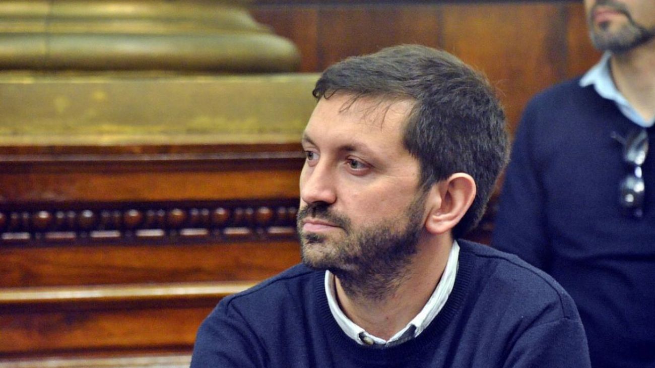 Pablo Juliano, diputado de la UCR: "Con la ley ómnibus se está gestando un nuevo fraude"