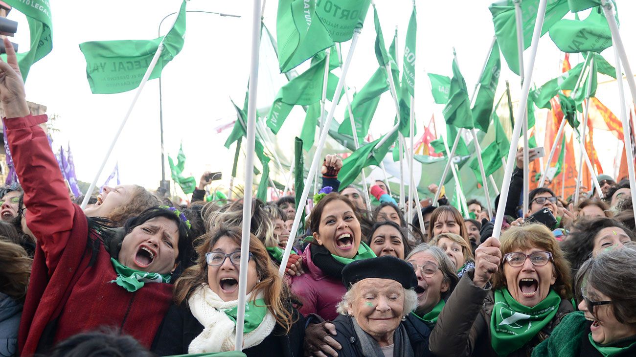 Harán un "pañuelazo" a favor del aborto frente a la sede de la CGT
