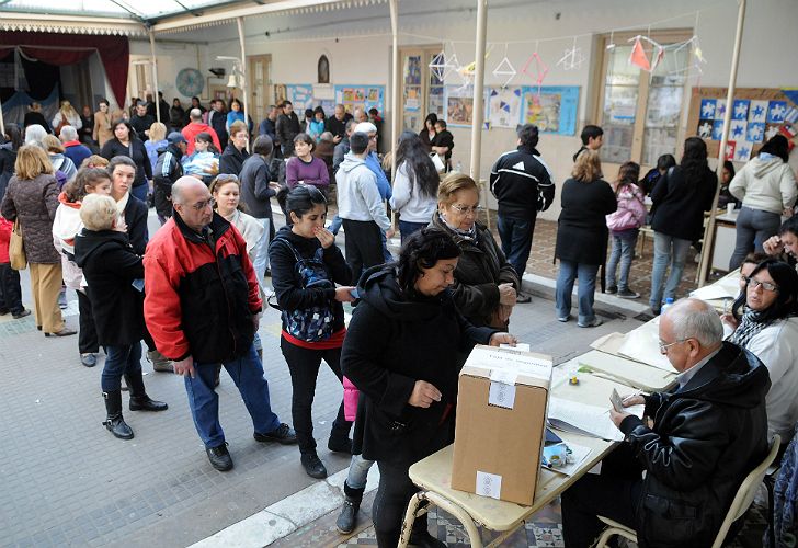 El Gobierno confirmó la realización de las Primarias en agosto