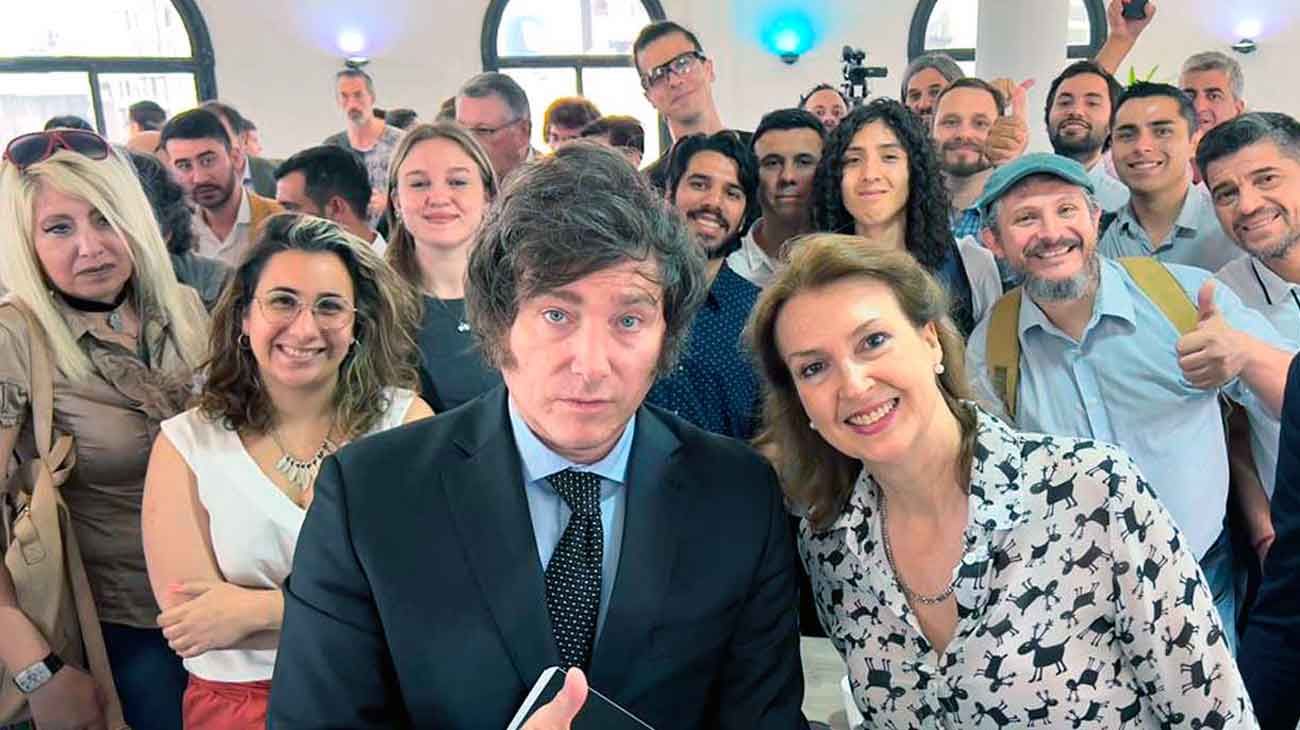 Milei quiere sumar a Diana Mondino para una lista