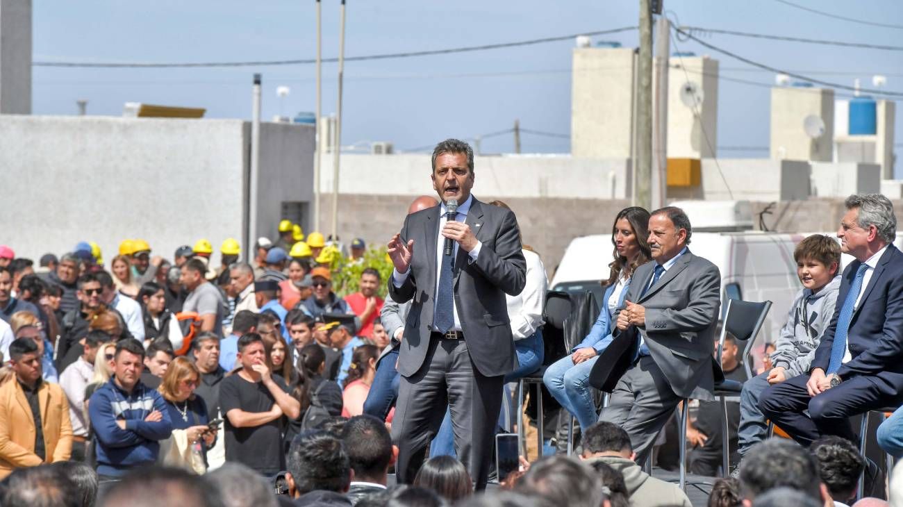 El Gobierno sorteará autos 0km, motos y electrodomésticos para estimular el consumo con tarjeta de débito