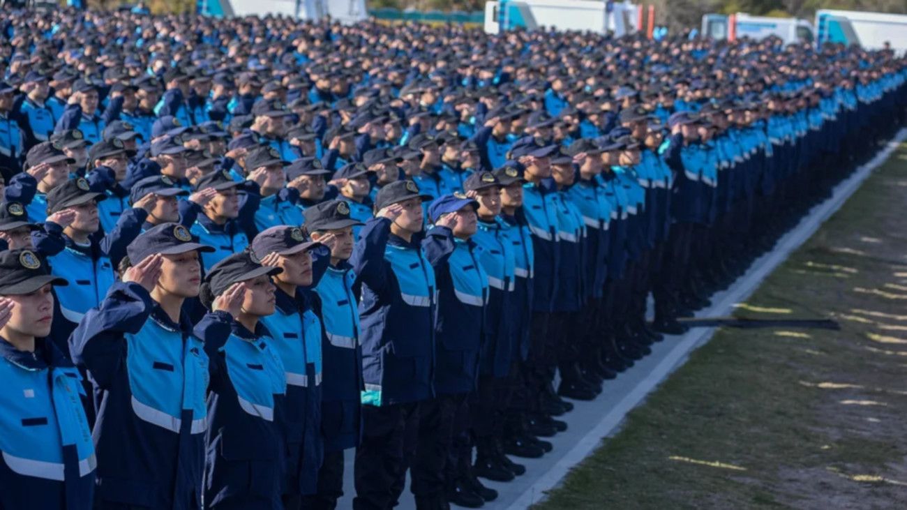 Anuncian un nuevo aumento salarial para la Policía bonaerense